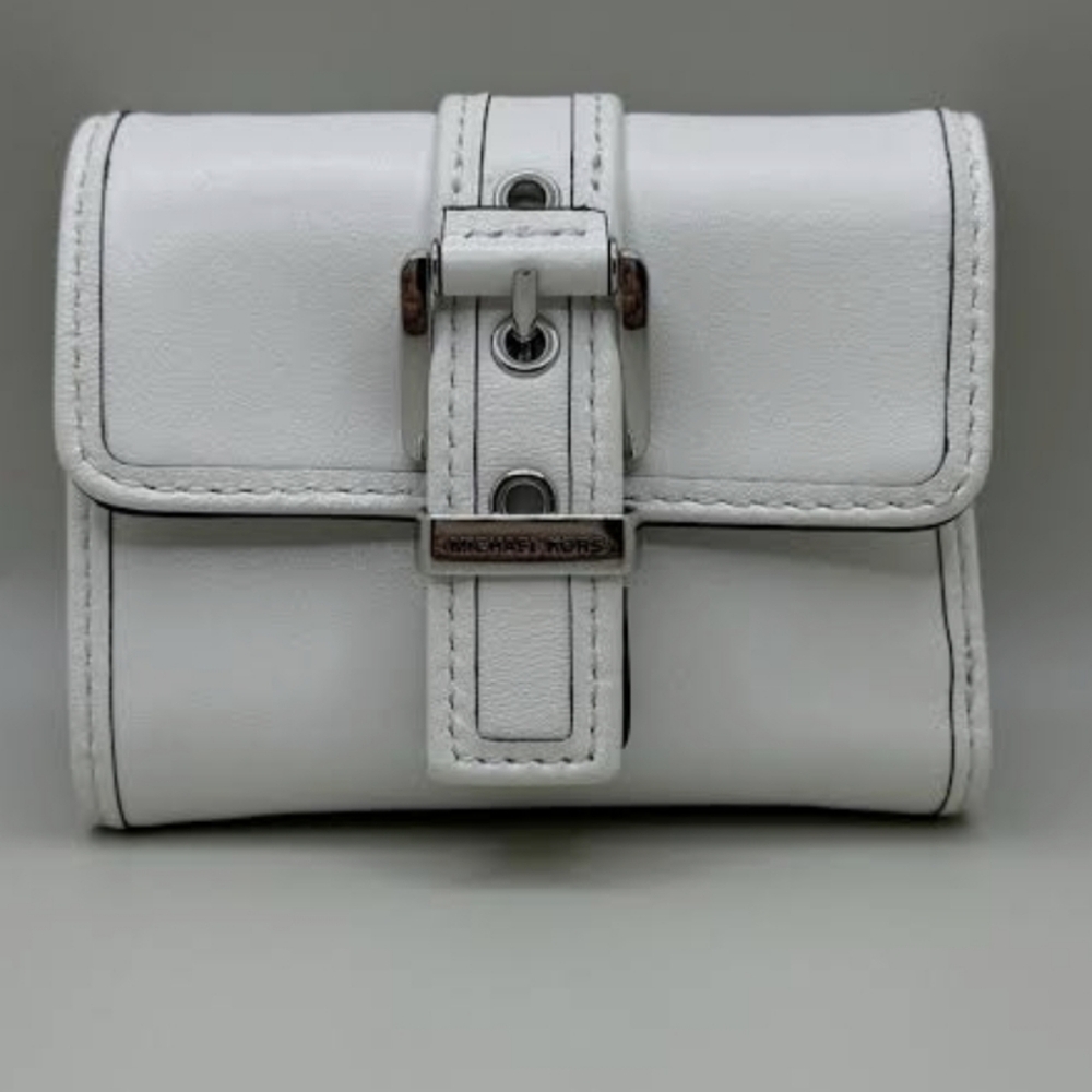 Michael Michael Kors
small Colby wallet